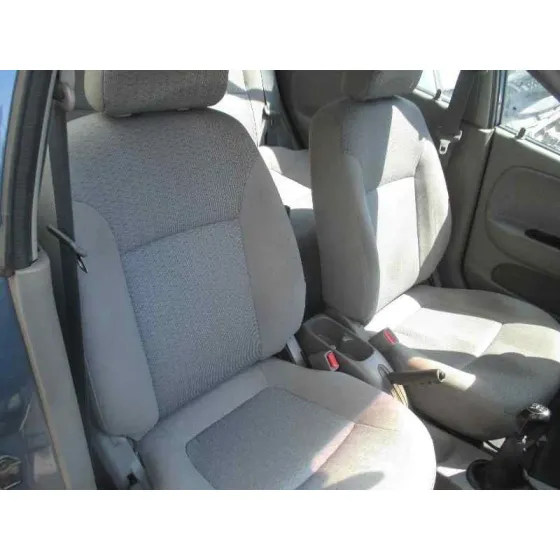 KIA RIO '2000 1.5 CAT