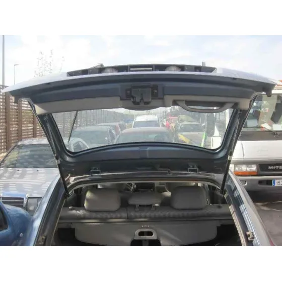 KIA RIO '2000 1.5 CAT