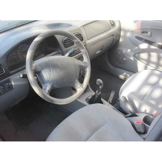 KIA RIO '2000 1.5 CAT