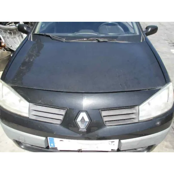 RENAULT MEGANE II BERLINA 3P '2004 CONFORT AUTHENTIQUE NEGRO
