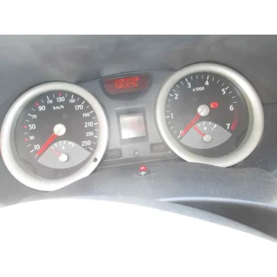 RENAULT MEGANE II BERLINA 3P '2004 CONFORT AUTHENTIQUE NEGRO