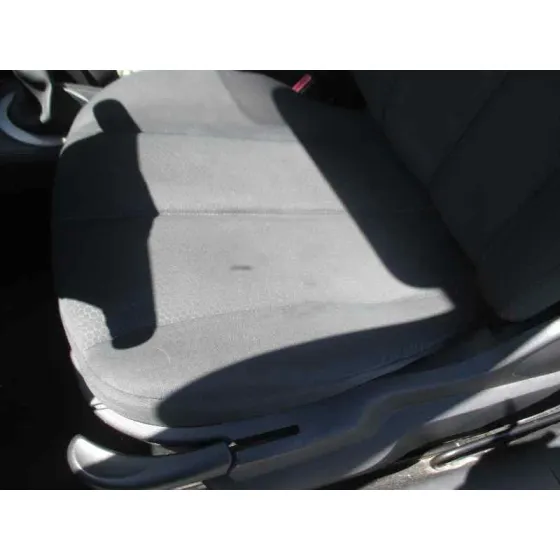 RENAULT MEGANE II BERLINA 3P '2004 CONFORT AUTHENTIQUE NEGRO