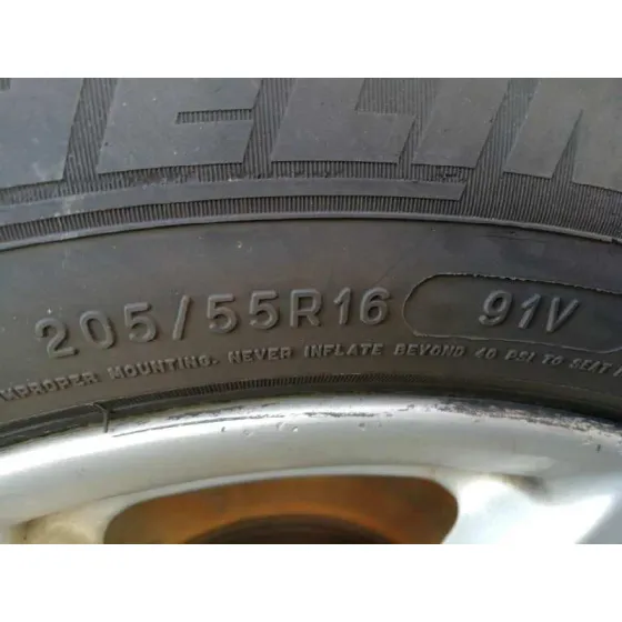 BMW SERIE 1 LIM. (F20) '2013 116D ROJO