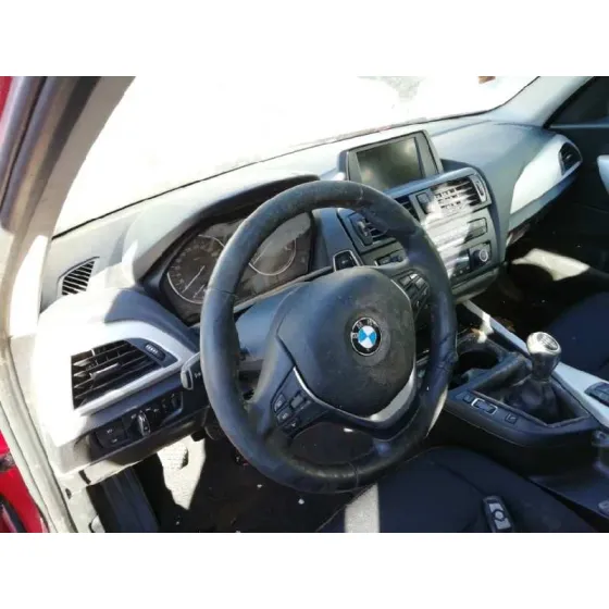 BMW SERIE 1 LIM. (F20) '2013 116D ROJO
