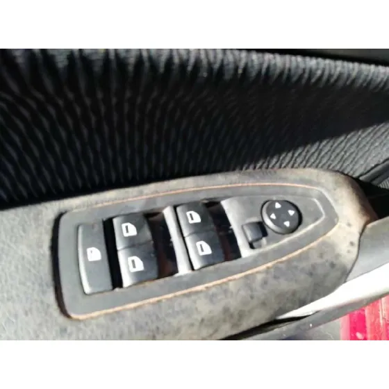 BMW SERIE 1 LIM. (F20) '2013 116D ROJO