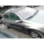 RENAULT MEGANE II CLASSIC BERLINA RENAULT MEGANE II CLASSIC BERLINA '2004 1.9 DCI DIESEL GRIS 2003
