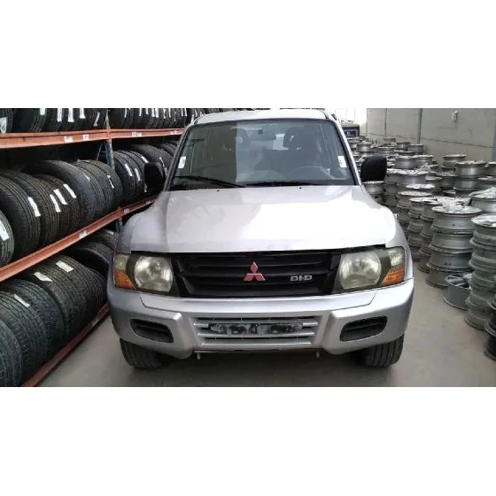 MITSUBISHI MONTERO (V60/V70) '2001 3.2 DI-D AVANCE (5-PTAS.) GRIS PLATA