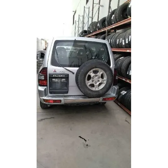 MITSUBISHI MONTERO (V60/V70) '2001 3.2 DI-D AVANCE (5-PTAS.) GRIS PLATA
