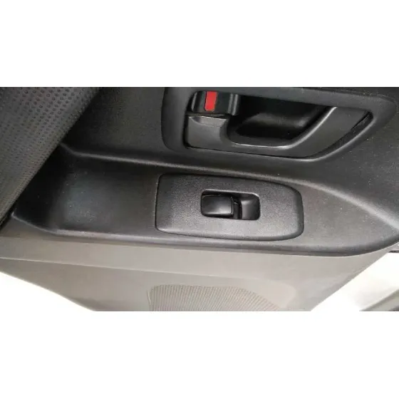 MITSUBISHI MONTERO (V60/V70) '2001 3.2 DI-D AVANCE (5-PTAS.) GRIS PLATA