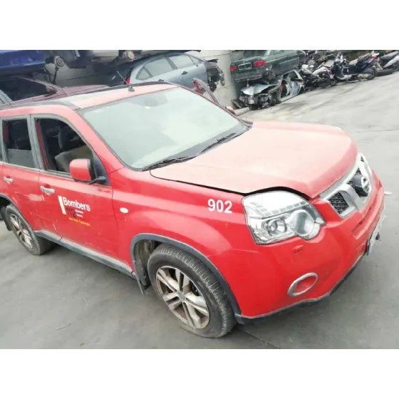 NISSAN X-TRAIL (T31) '2014 LE ROJO