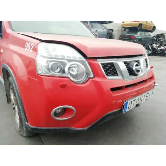 NISSAN X-TRAIL (T31) '2014 LE ROJO