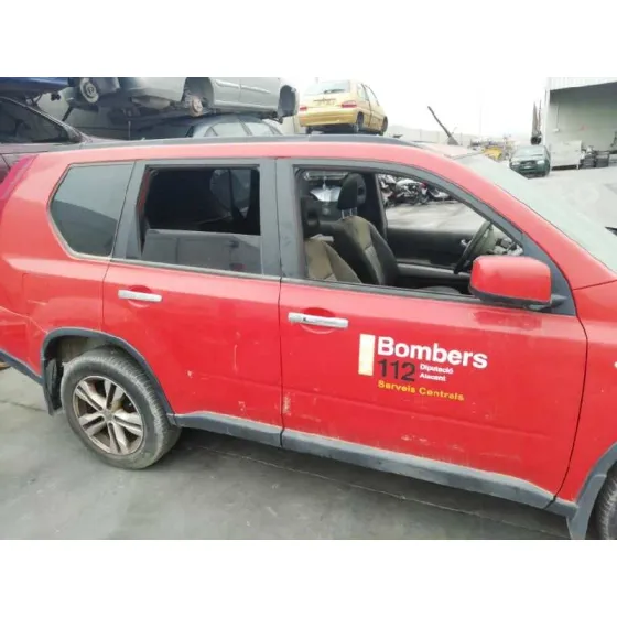 NISSAN X-TRAIL (T31) '2014 LE ROJO
