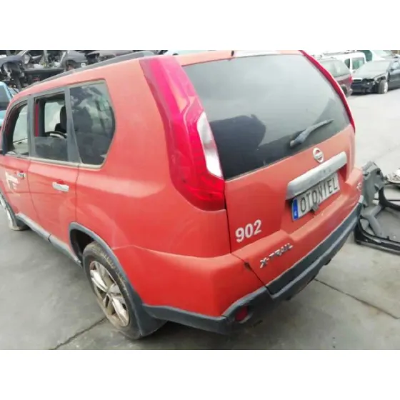 NISSAN X-TRAIL (T31) '2014 LE ROJO
