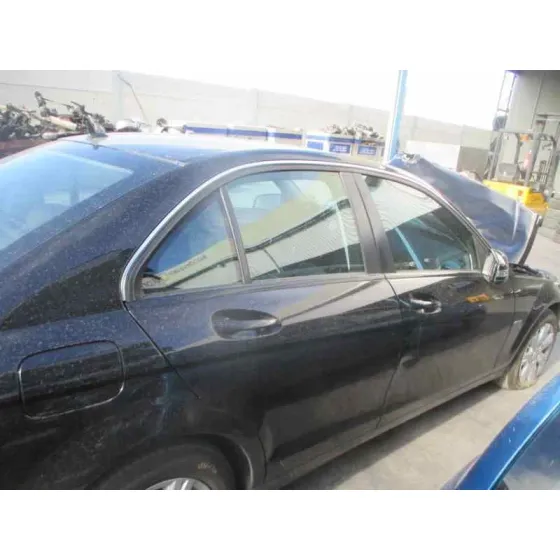 MERCEDES CLASE C (W204) BERLINA '2010 C 200 CDI BLUEEFFICIENCY (204.001) NEGRO