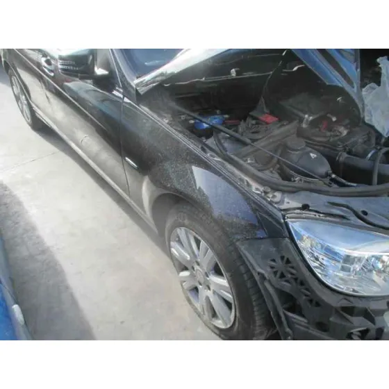 MERCEDES CLASE C (W204) BERLINA '2010 C 200 CDI BLUEEFFICIENCY (204.001) NEGRO
