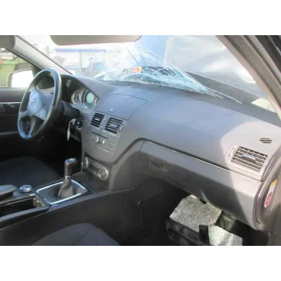 MERCEDES CLASE C (W204) BERLINA '2010 C 200 CDI BLUEEFFICIENCY (204.001) NEGRO