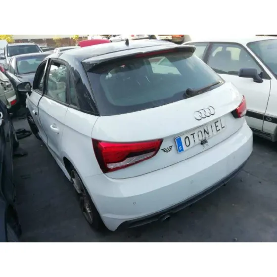 AUDI A1 SPORTBACK (8XF) '2018 ADRENALIN BLANCO