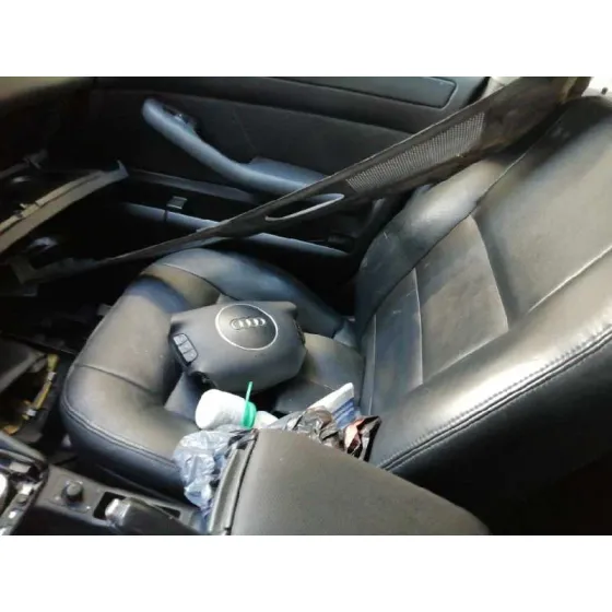 AUDI A6 AVANT (4B5) '2005 2.5 TDI NEGRO