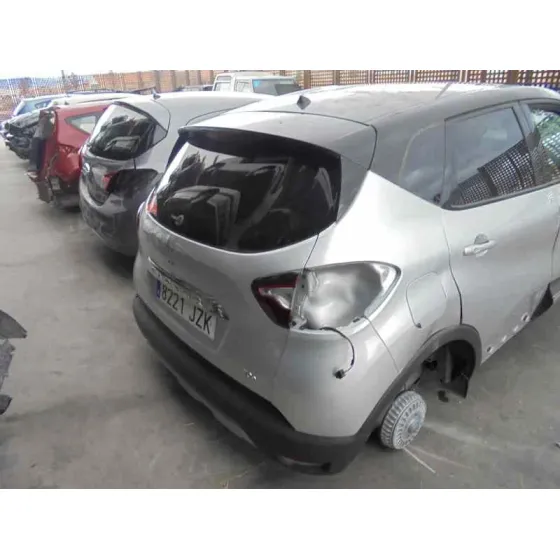 RENAULT CAPTUR '2017 LUXE GRIS PLATA