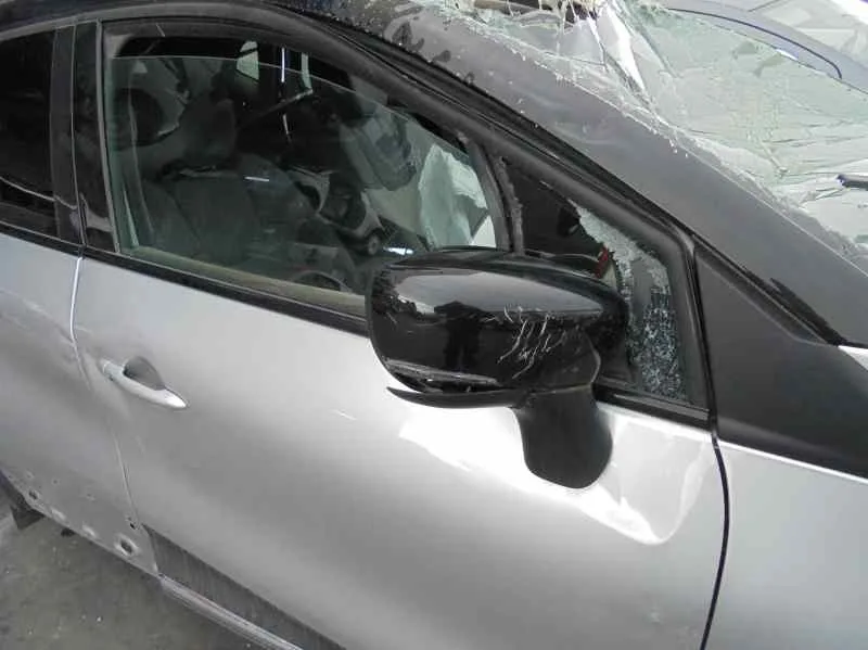 RENAULT CAPTUR '2017 LUXE GRIS PLATA