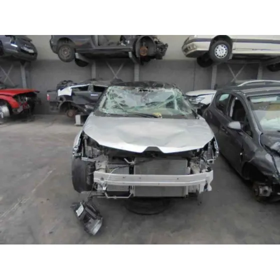 RENAULT CAPTUR '2017 LUXE GRIS PLATA