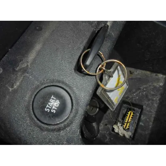 RENAULT CAPTUR '2017 LUXE GRIS PLATA