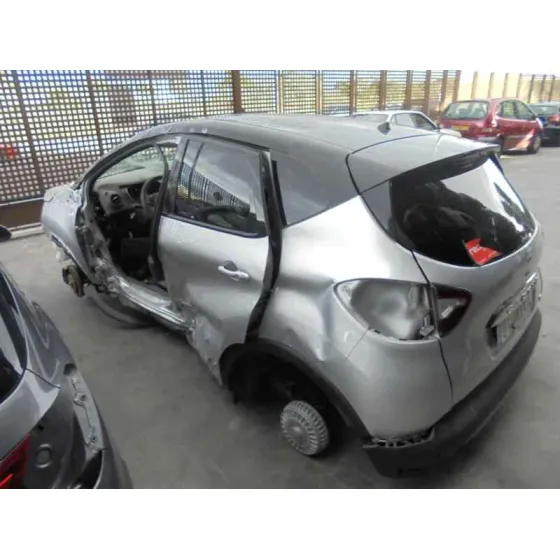 RENAULT CAPTUR '2017 LUXE GRIS PLATA