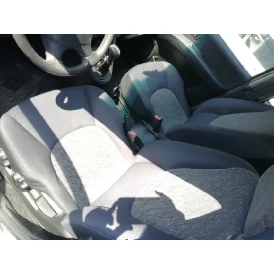 HYUNDAI MATRIX (FC) '2002 1.5 CRDI CAT GRIS