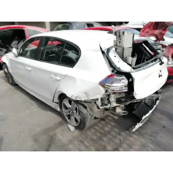 BMW SERIE 1 BERLINA (E81/E87) '2011 116D BLANCO