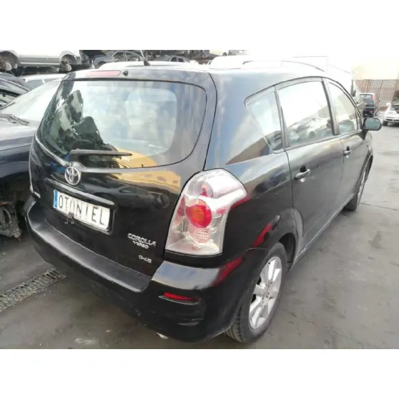 TOYOTA COROLLA VERSO (R1) '2005 2.2 TURBODIESEL CAT NEGRO