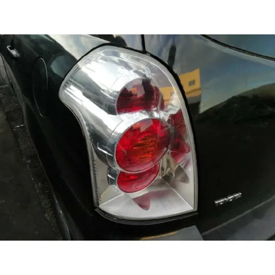 TOYOTA COROLLA VERSO (R1) '2005 2.2 TURBODIESEL CAT NEGRO