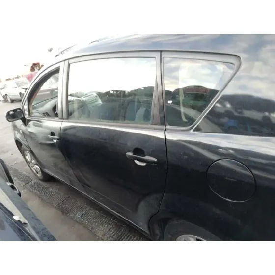 TOYOTA COROLLA VERSO (R1) '2005 2.2 TURBODIESEL CAT NEGRO