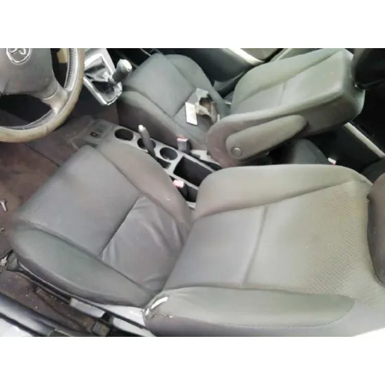 TOYOTA COROLLA VERSO (R1) '2005 2.2 TURBODIESEL CAT NEGRO