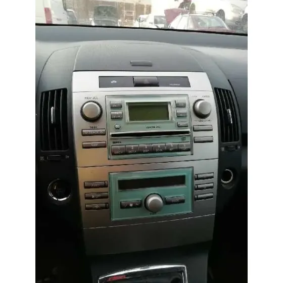 TOYOTA COROLLA VERSO (R1) '2005 2.2 TURBODIESEL CAT NEGRO