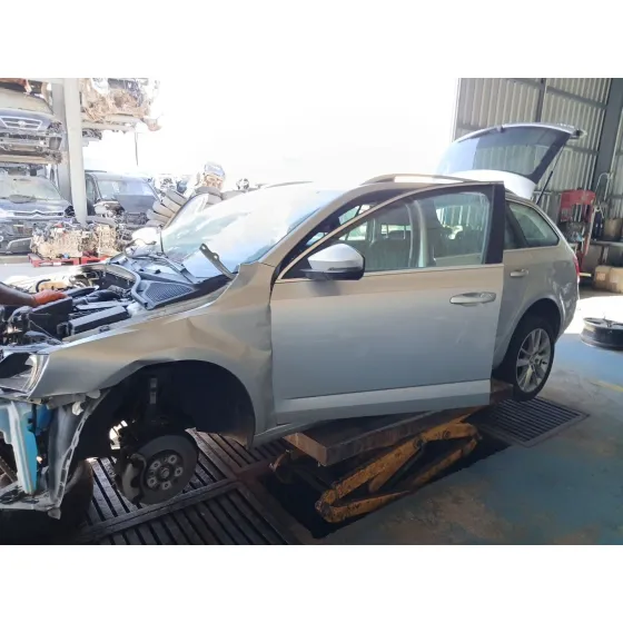 MOTOR DHFA AUTOMATICO CVF/KW: 11.19/96