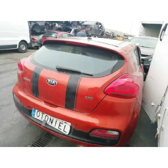 KIA PRO_CEE'D ( ) '2014 DRIVE NARANJA