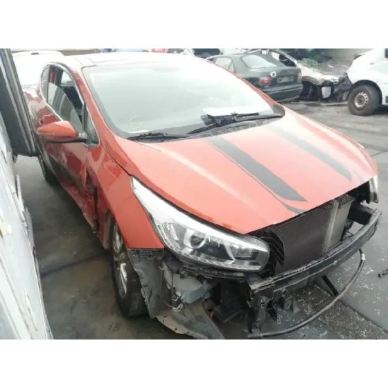 KIA PRO_CEE'D ( ) '2014 DRIVE NARANJA