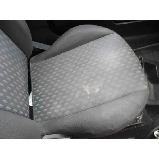 FORD FIESTA (CBK) '2004 AMBIENTE AZUL