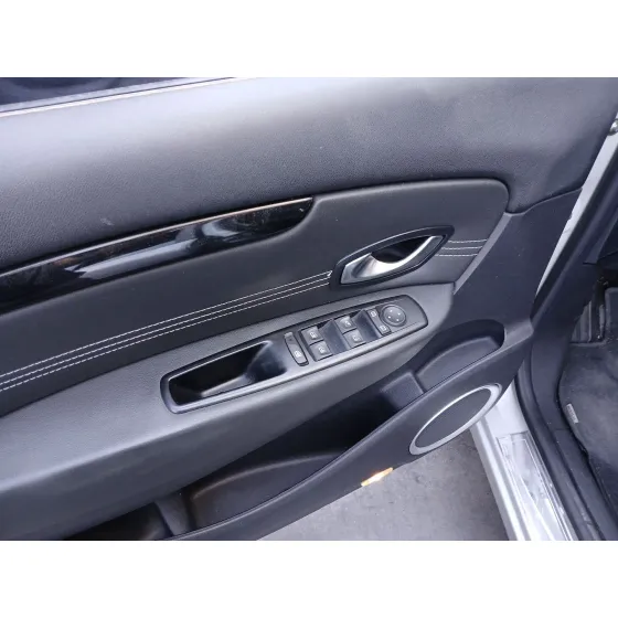 Renault SCENIC III (JZ0/1_) 2009