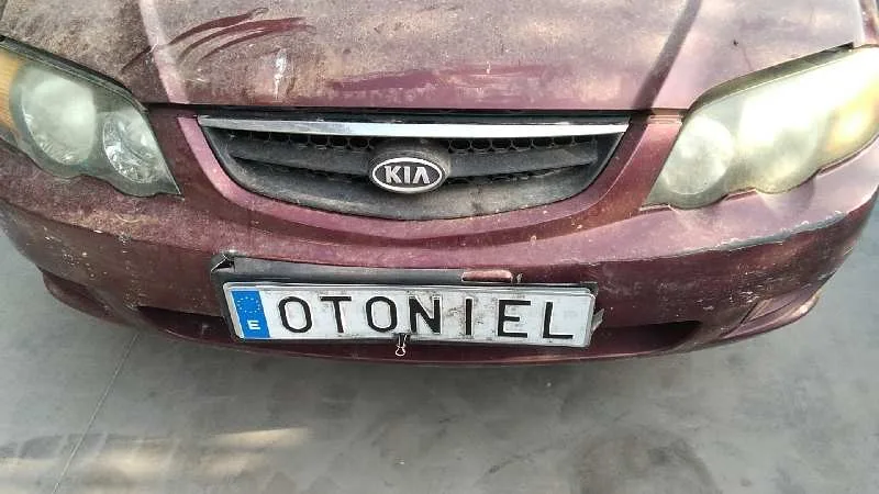 KIA SHUMA II KIA SHUMA II '2002 1.6 LS BERLINA PORTON GRANATE 2001