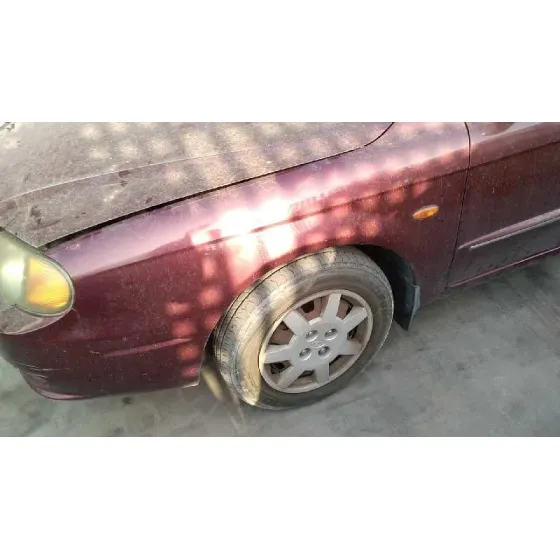 KIA SHUMA II '2002 1.6 LS BERLINA PORTON GRANATE
