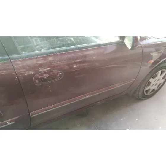 KIA SHUMA II '2002 1.6 LS BERLINA PORTON GRANATE