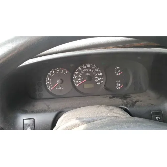 KIA SHUMA II '2002 1.6 LS BERLINA PORTON GRANATE