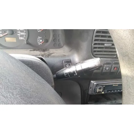 KIA SHUMA II '2002 1.6 LS BERLINA PORTON GRANATE