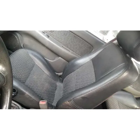 KIA SHUMA II '2002 1.6 LS BERLINA PORTON GRANATE