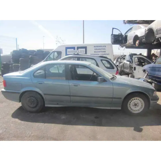 BMW SERIE 3 BERLINA (E36) '2002 1.8 CAT (M43) VERDE