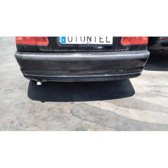 BMW SERIE 3 BERLINA (E46) '2000 320D NEGRO