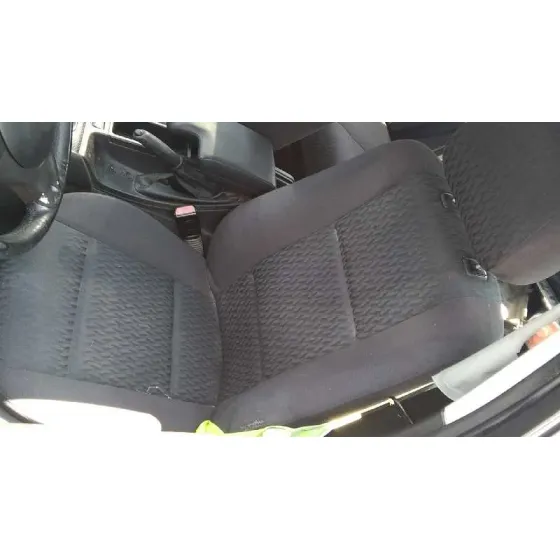 BMW SERIE 3 BERLINA (E46) '2000 320D NEGRO