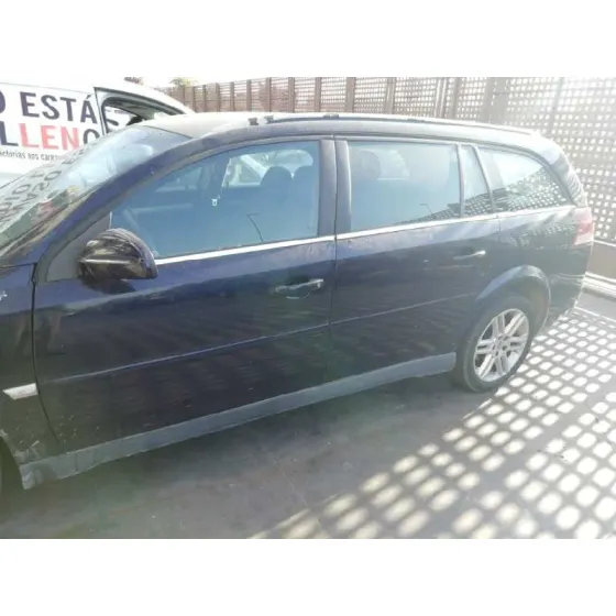 OPEL VECTRA C BERLINA '2004 COMFORT AZUL