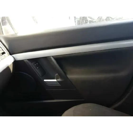 OPEL VECTRA C BERLINA '2004 COMFORT AZUL